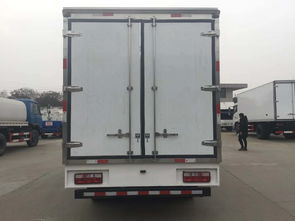 骏铃冷冻车报价与肉类冷藏车直销 一站式保鲜冷藏设备解决方案